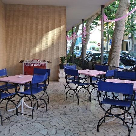 Hotel Zaghini Rimini Dış mekan fotoğraf