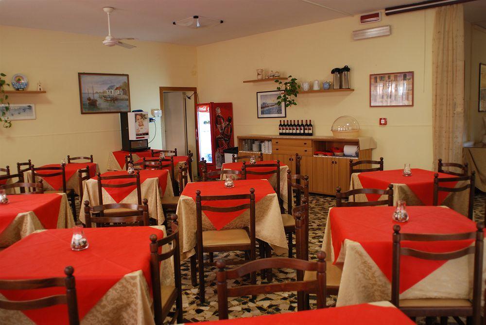 Hotel Zaghini Rimini Dış mekan fotoğraf